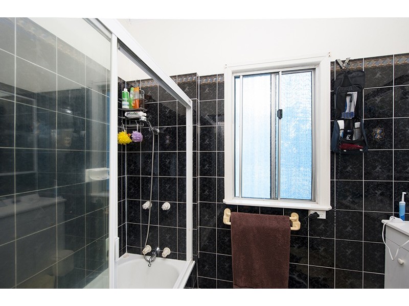 23 Hawthorne Street, West Gladstone QLD 4680