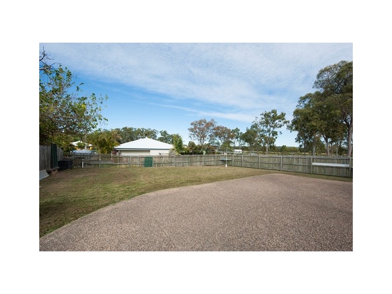 23 Hawthorne Street, West Gladstone QLD 4680