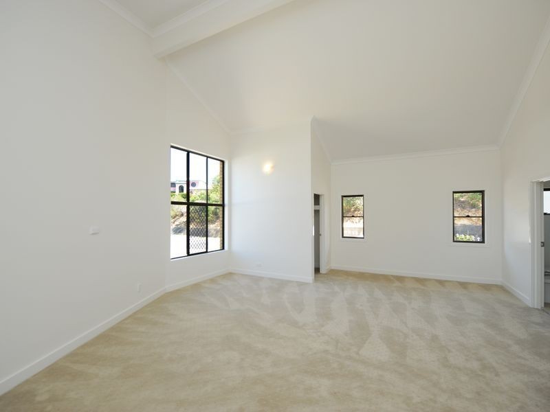 76 Adelaide Street, South Gladstone QLD 4680