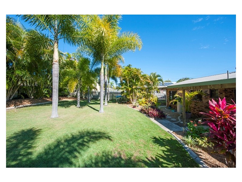 10 Alexandra Close, Clinton QLD 4680