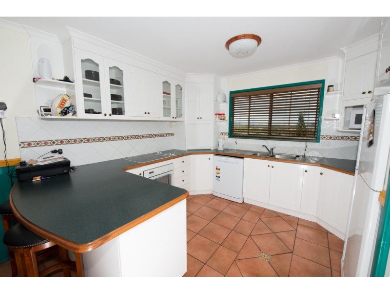 30 WILLOW STREET, New Auckland QLD 4680