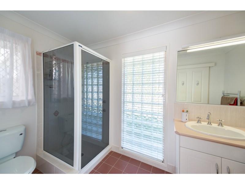 18 Geoffrey Thomas Drive, Tannum Sands QLD 4680