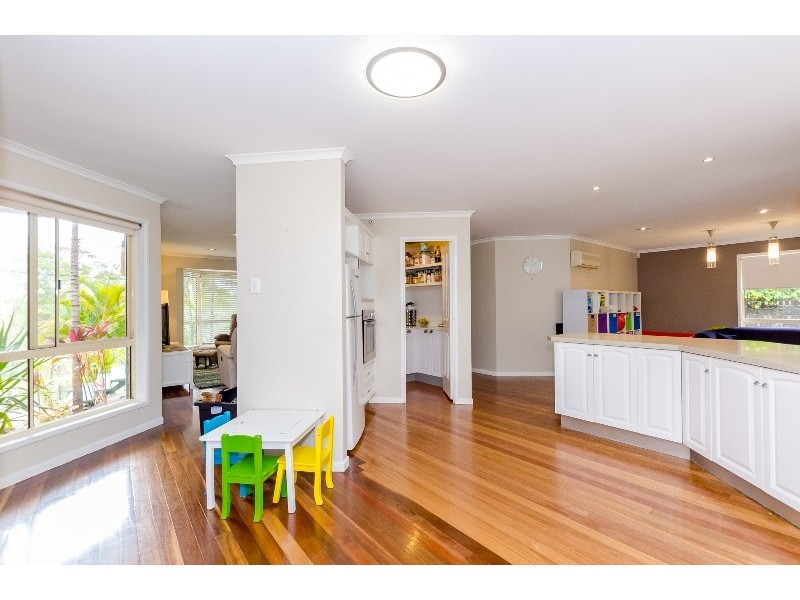 9 Daydream Drive, Clinton QLD 4680