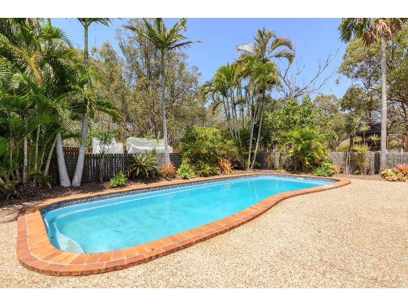 9 Daydream Drive, Clinton QLD 4680