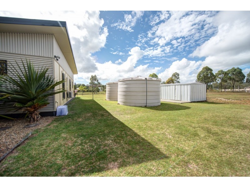 17 Luana Crescent, Beecher QLD 4680