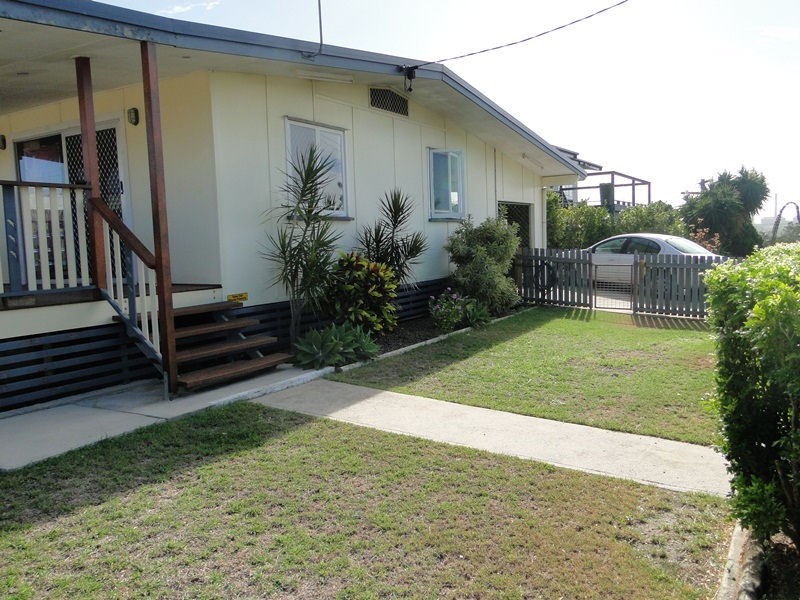 4 O’Malley Street, West Gladstone QLD 4680