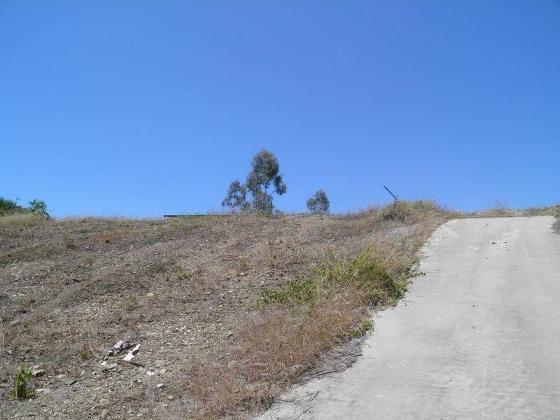 5 DANIELLE COURT, Boyne Island QLD 4680