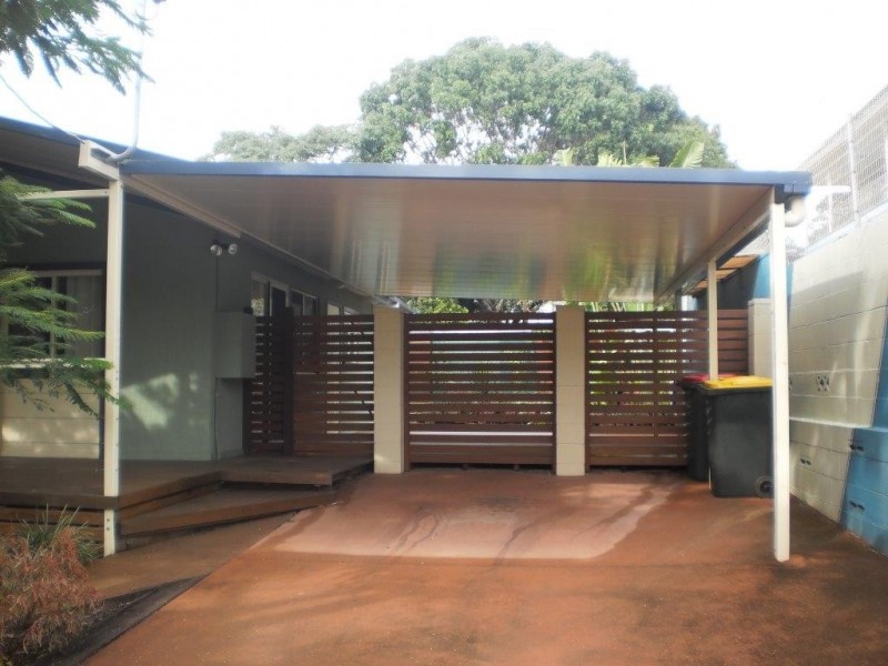 40 WALTERS AVE, West Gladstone QLD 4680