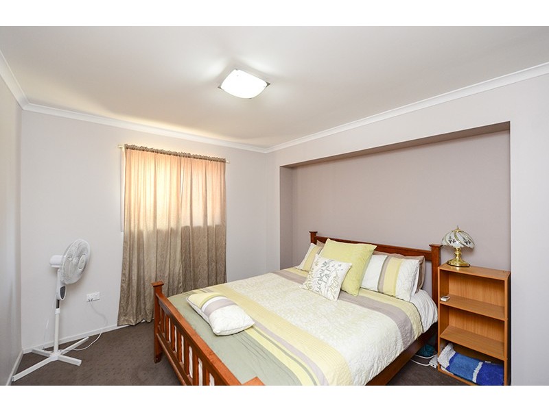52 Sandpiper Avenue, New Auckland QLD 4680
