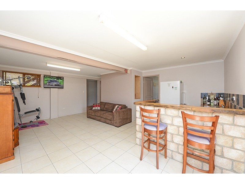 52 Sandpiper Avenue, New Auckland QLD 4680
