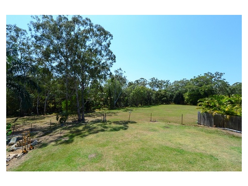 52 Sandpiper Avenue, New Auckland QLD 4680