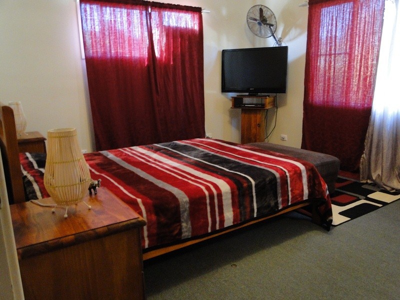 21 Alder Street, New Auckland QLD 4680