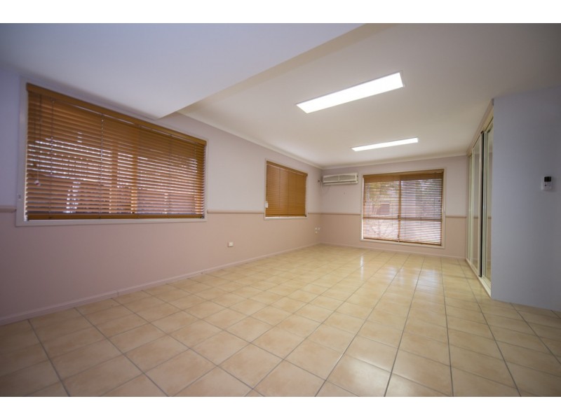 9 Fairway Avenue, Clinton QLD 4680