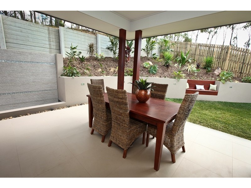 31 Grasstree Crescent, Kirkwood QLD 4680