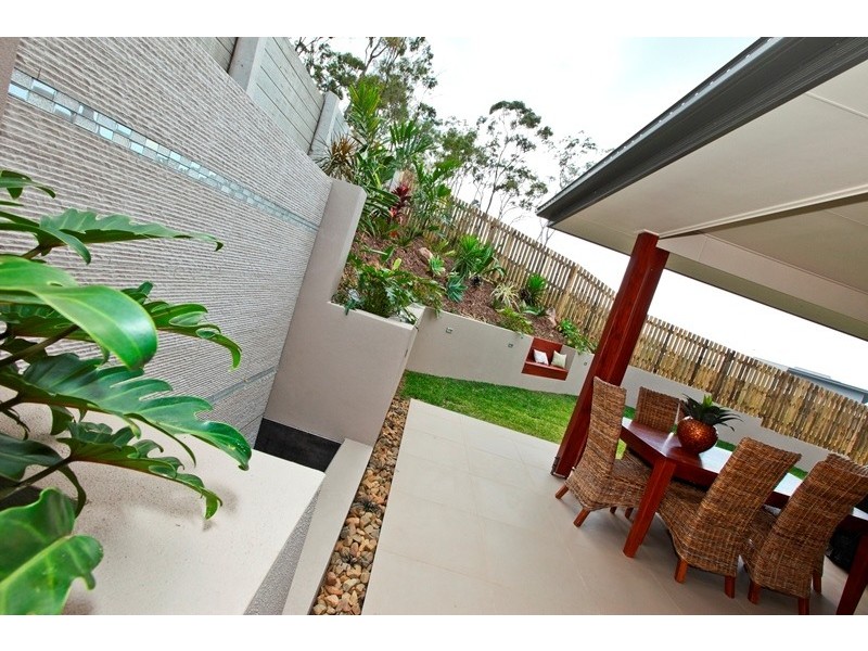 31 Grasstree Crescent, Kirkwood QLD 4680