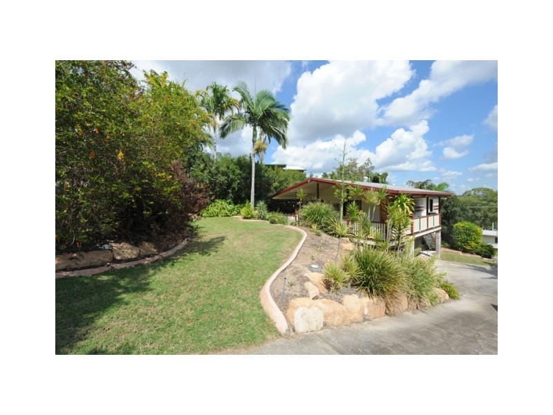 32 Willow Street, New Auckland QLD 4680
