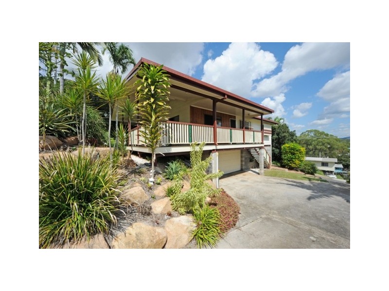 32 Willow Street, New Auckland QLD 4680