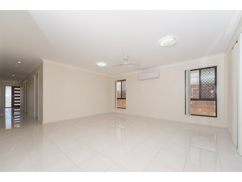 19 Cania Way, Clinton QLD 4680