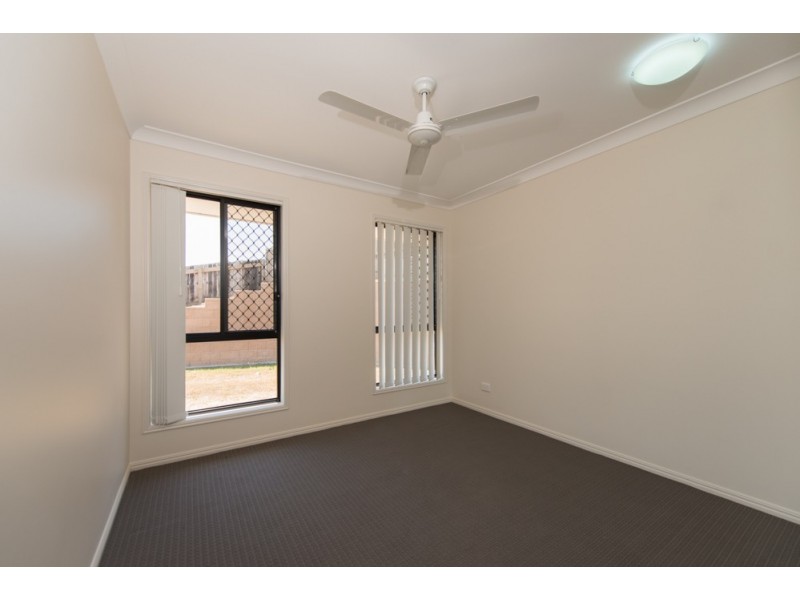 19 Cania Way, Clinton QLD 4680