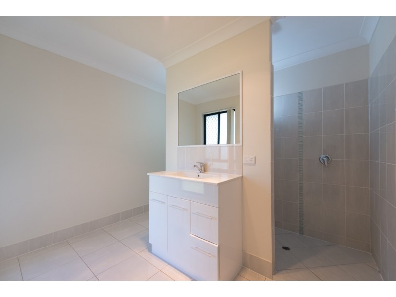 19 Cania Way, Clinton QLD 4680