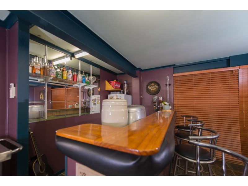 10 Wistari Street, Clinton QLD 4680