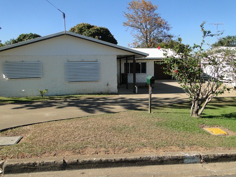 25 Fletcher Street, West Gladstone QLD 4680