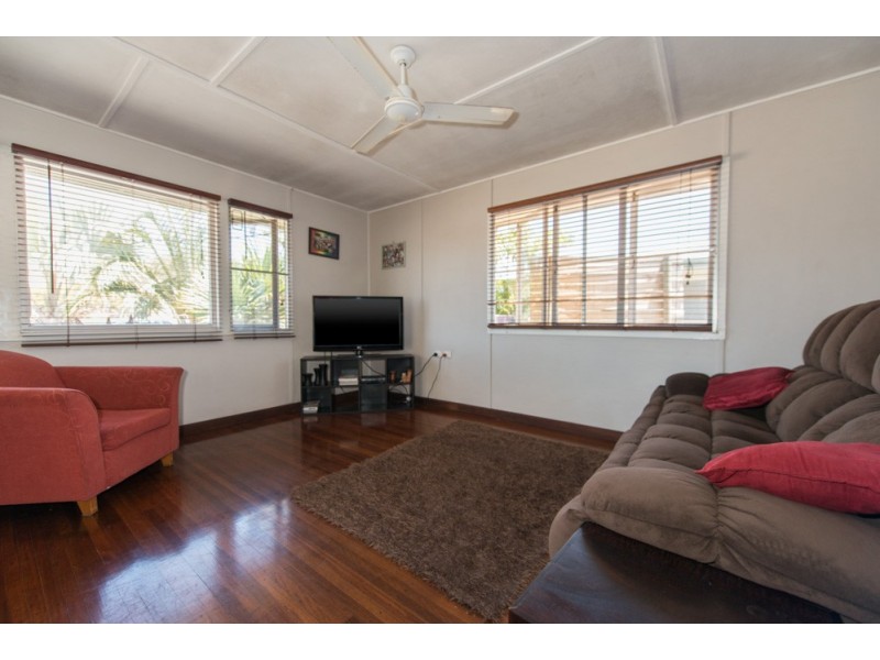 36 Brisbane Street, Barney Point QLD 4680