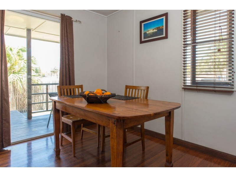 36 Brisbane Street, Barney Point QLD 4680