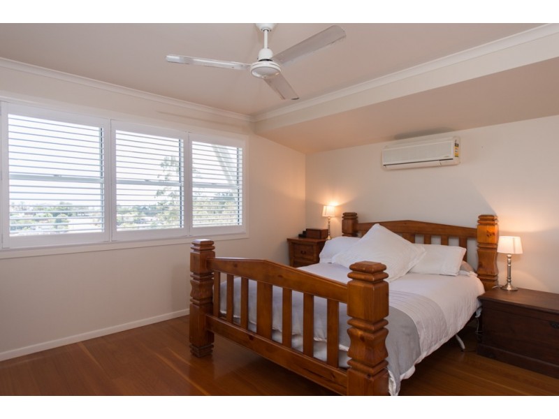 9 Piper Street, West Gladstone QLD 4680