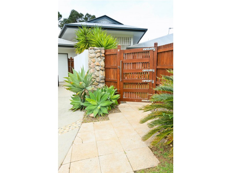 9 Piper Street, West Gladstone QLD 4680