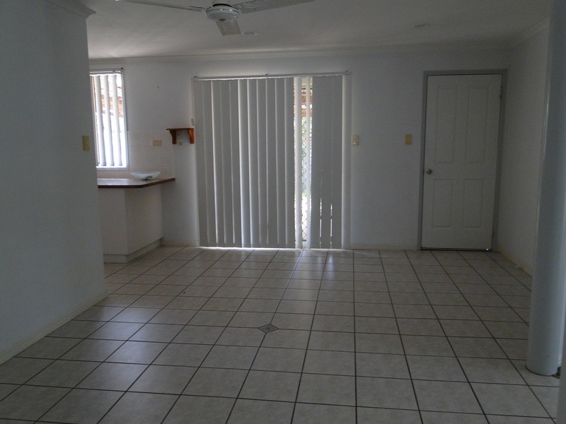 73 J HICKEY AVENUE, Clinton QLD 4680