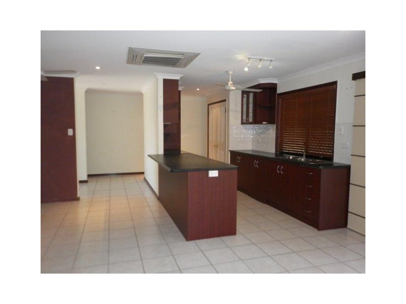 48 WHITBREAD ROAD, Clinton QLD 4680