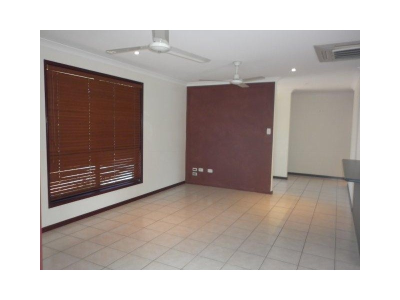 48 WHITBREAD ROAD, Clinton QLD 4680