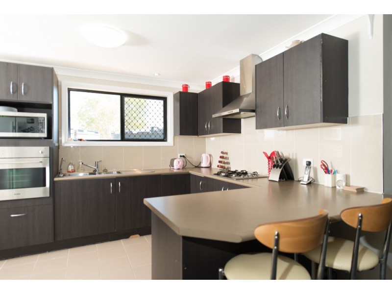 25 Lagoon Road, Beecher QLD 4680