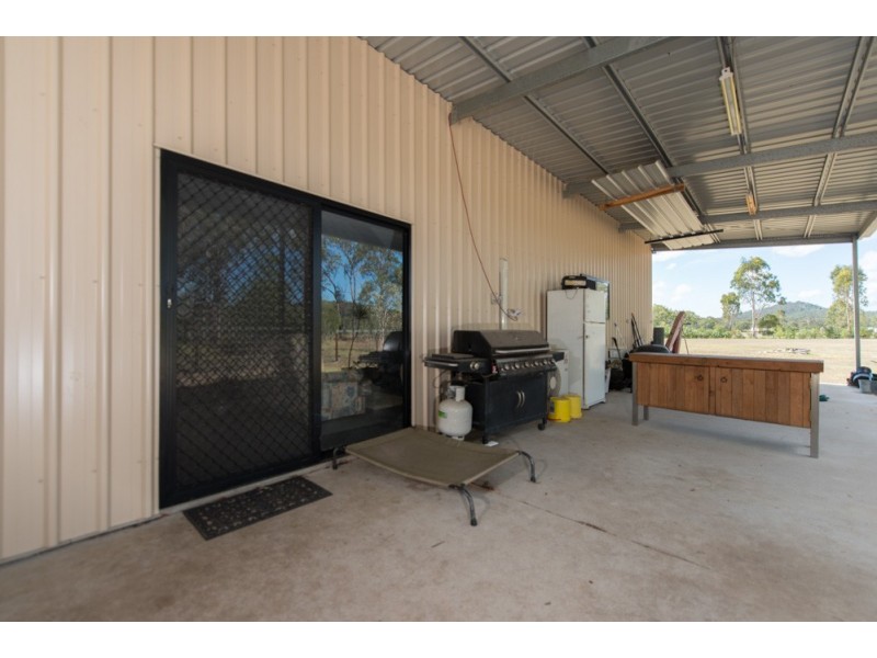 25 Lagoon Road, Beecher QLD 4680