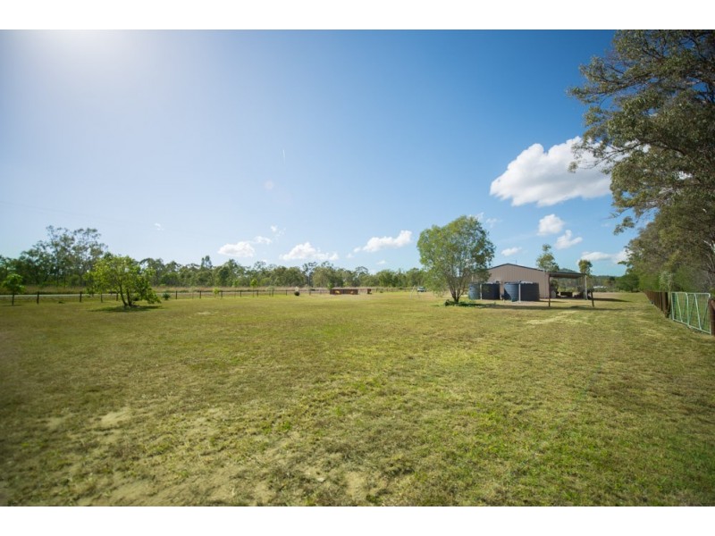 25 Lagoon Road, Beecher QLD 4680