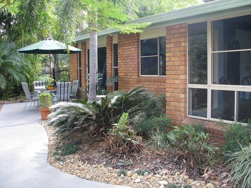 28 Helen Crescent, Wurdong Heights QLD 4680