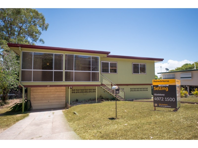 19 Grayson Street, West Gladstone QLD 4680