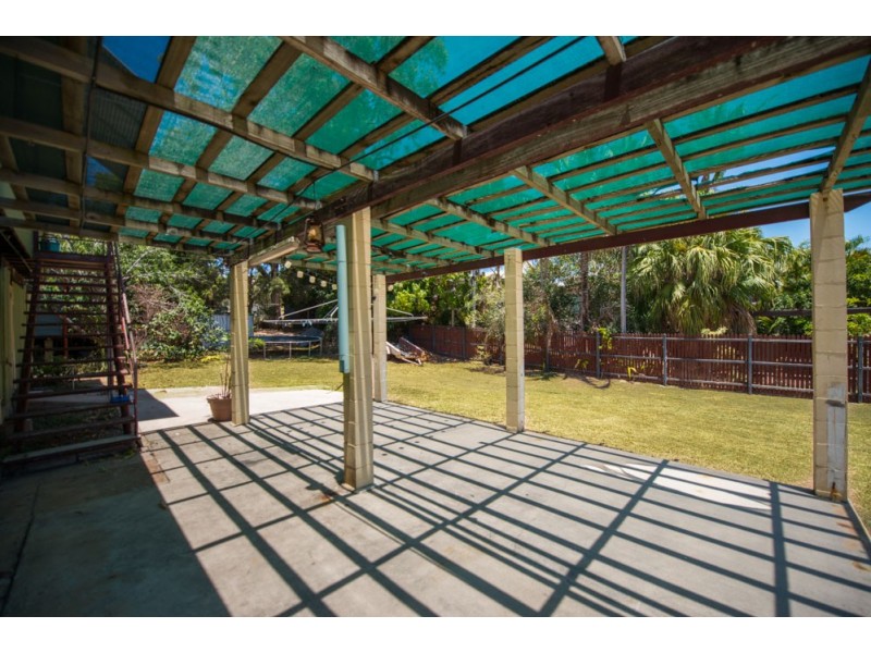19 Grayson Street, West Gladstone QLD 4680