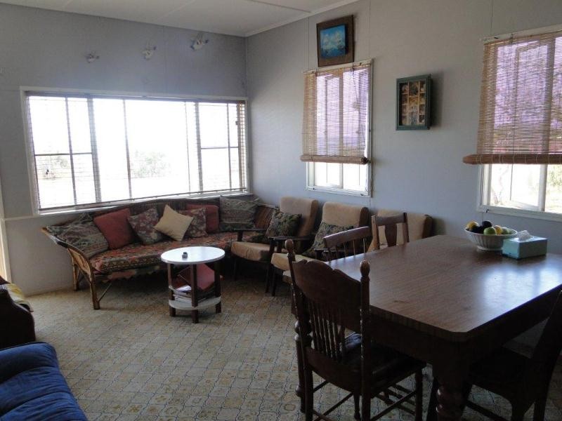39 Seaview Esplanade, Curtis Island QLD 4680