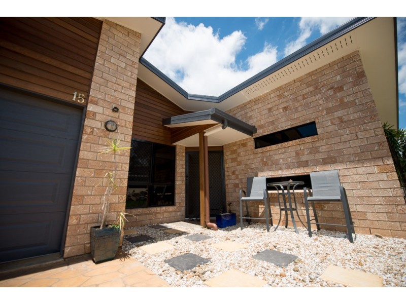 15 Spence Court, Kirkwood QLD 4680