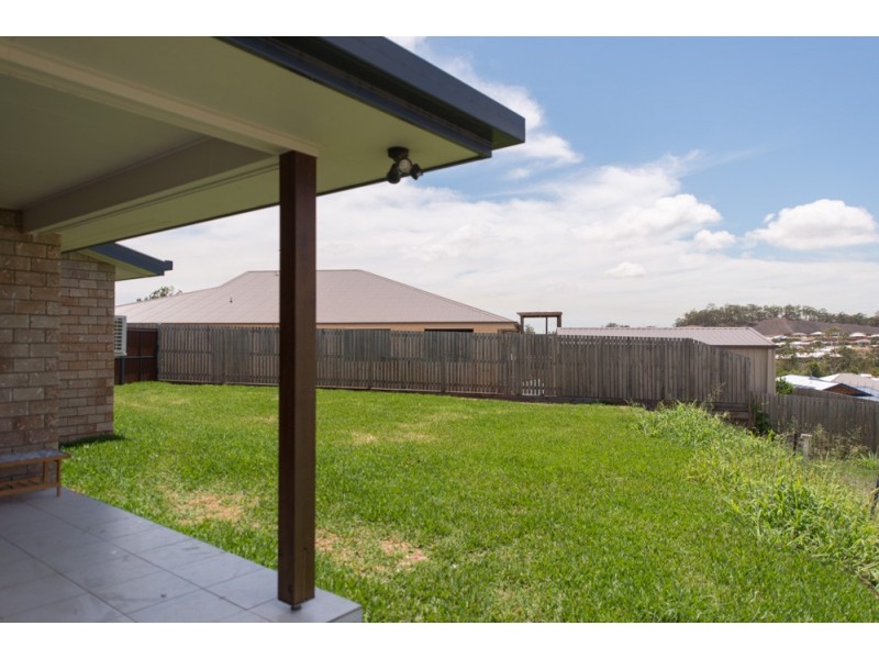 15 Spence Court, Kirkwood QLD 4680
