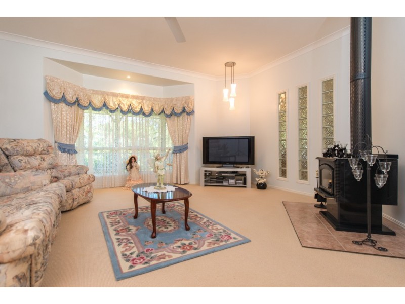 48736 Bruce Highway, Benaraby QLD 4680