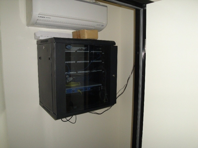 2 BOOWIN COURT, Gladstone QLD 4680