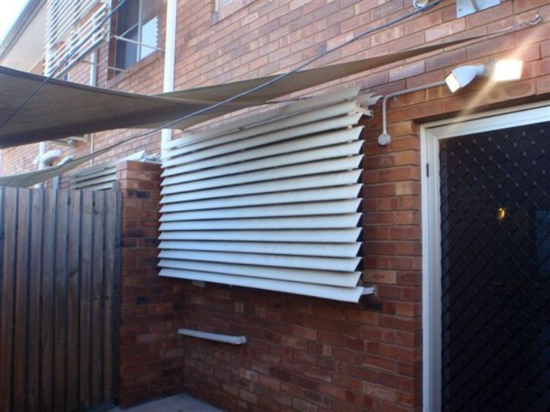 Unit 2 / 4 Wilmott Street, Gladstone QLD 4680