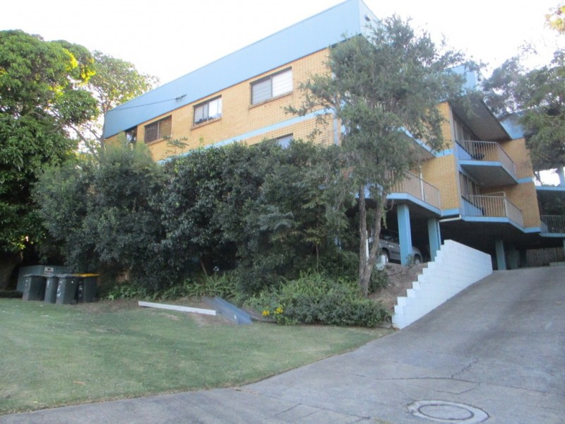 1/8 YARROON ST, Gladstone QLD 4680