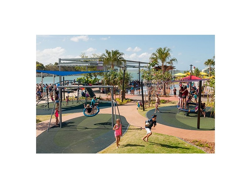 1/8 YARROON ST, Gladstone QLD 4680