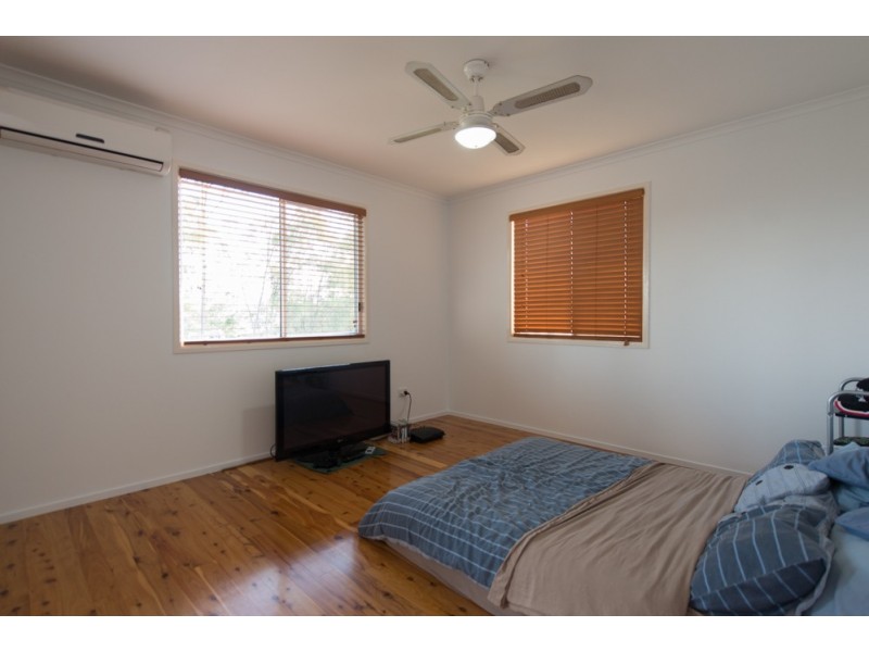 13 Woollybutt Street, New Auckland QLD 4680