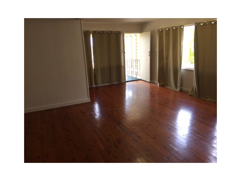 1/50 AERODROME ROAD, Clinton QLD 4680