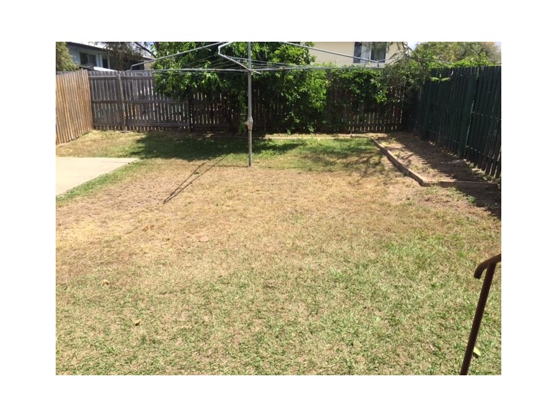 1/50 AERODROME ROAD, Clinton QLD 4680